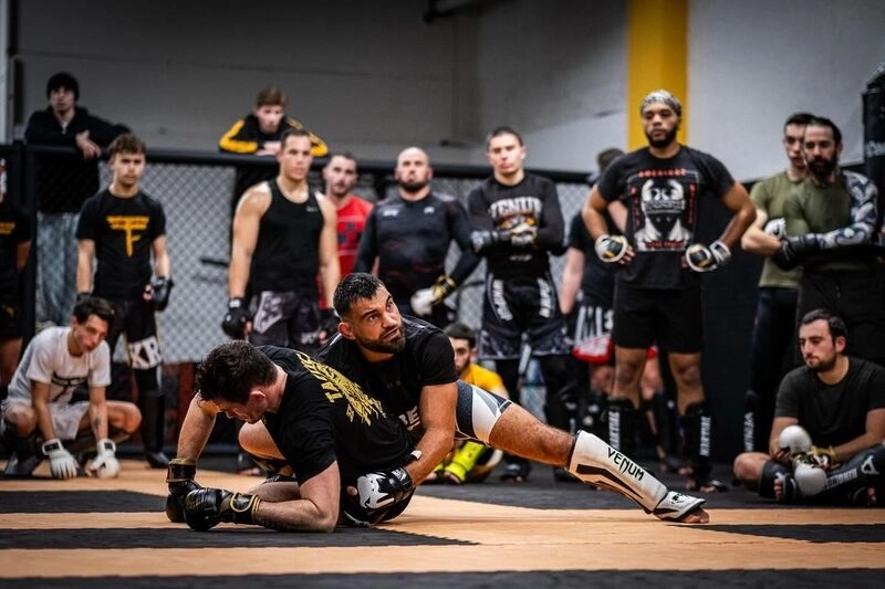 Cours de MMA à Toulouse